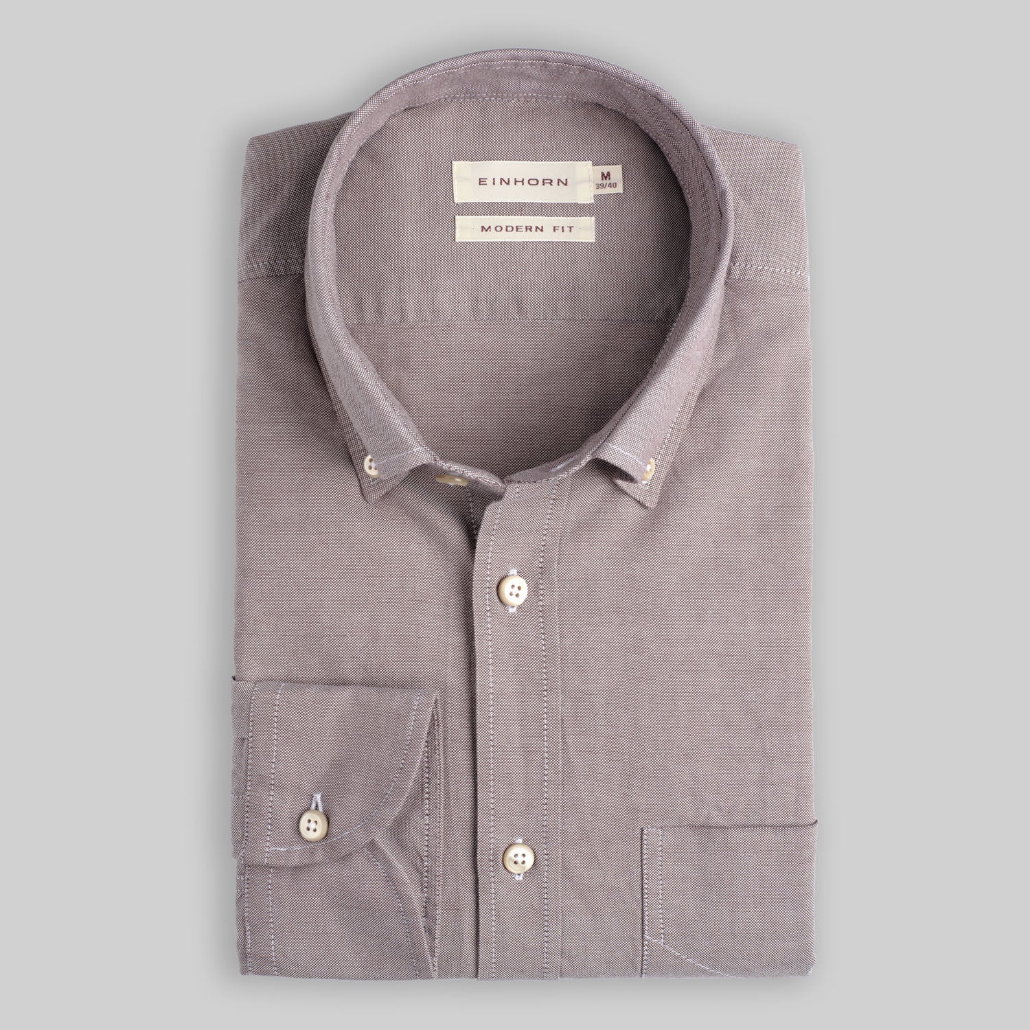 Dieses Einhorn Oxford-Hemd in Braun-Weiß ist der perfekte Allrounder für Business-Casual und gepflegte Freizeitlooks.