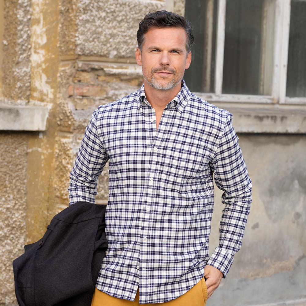 Flanellhemd Modern Fit mit Gittermuster aus Baumwoll-Flanell.